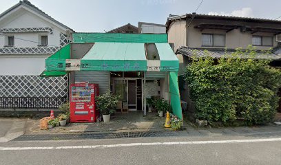 秋山・酒食料品店