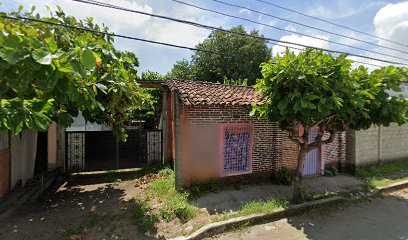 Hojalateria y pintura maestro gordo - Taller de reparación de automóviles en Pijijiapan, Chiapas, México