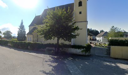 † Pfarrkirche - Sankt Stefan am Walde