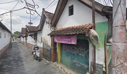 Klinik 'Rumah Sehat Al-Khafid'