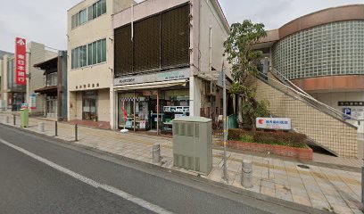 金令堂カメラ店(兼:宝くじ売り場)