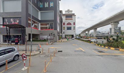 IOI Mall Parking Lot