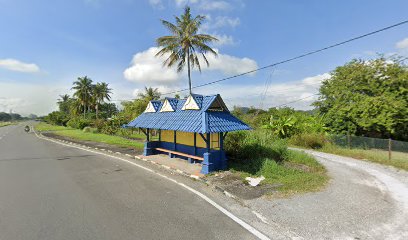 Kampung Salang,Jalan Kaki Bukit