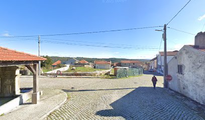 Fonte de Vila Cova a Coelheira