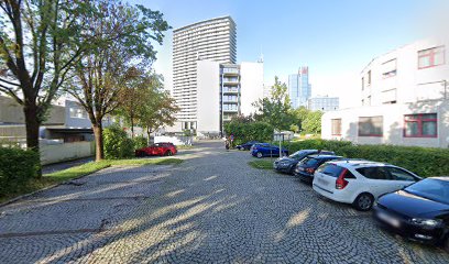 Parkplatz der BH UU