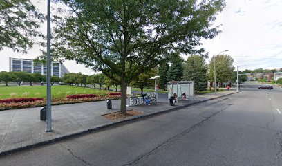Des Moines BCycle: 1722 Grand Ave