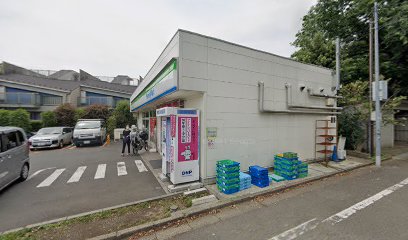 ダイチャリ ファミリーマート 等々力四丁目店