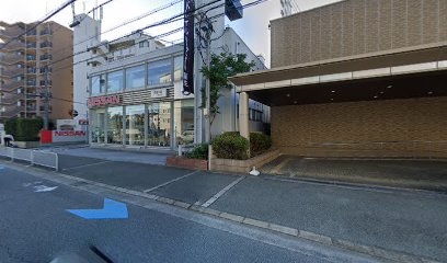 日産大阪販売（株） 豊中店