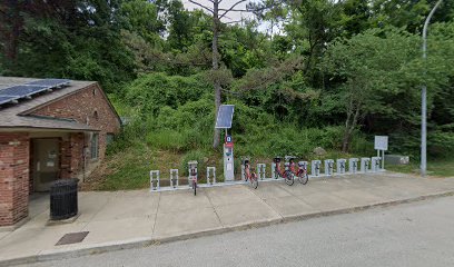 Red Bike Station: Eden Park