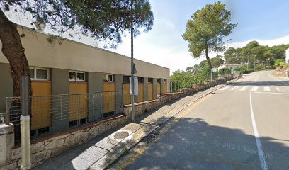 Escuela Montjuic en Girona
