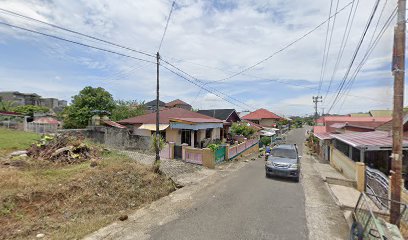 Tukang urut tradisional bapak sajiman dan ibu Sunarti