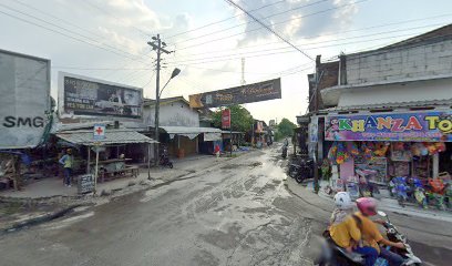 ANGKRINGAN MALAM DE JUMAR