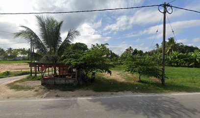 Kedai Buah-buahan Tempatan