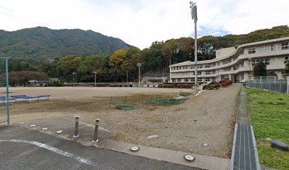 沼田市立利根中学校