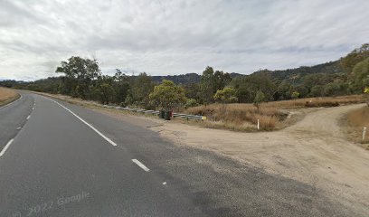 New England Hwy at Chapmans Rd