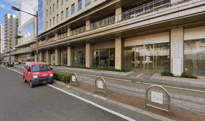 （株）損害保険ジャパン 阪神サービスセンター 課自動車事故担当