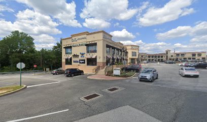 Courtside Square Apartments