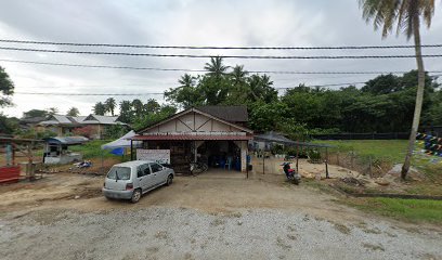 Kedai Makanan Ternakan & Haiwan Peliharaan