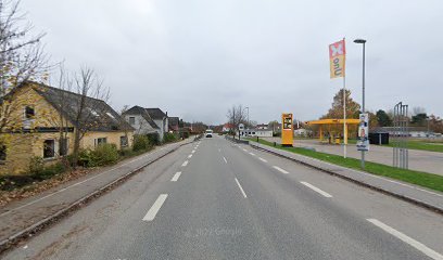 Tappernøje, Rødlersvej (Hovedvejen)