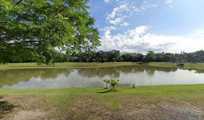 National palace lake