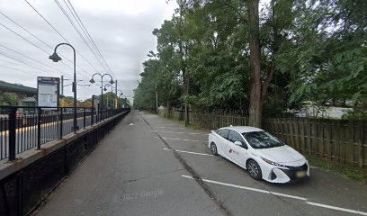 Hazlet Station