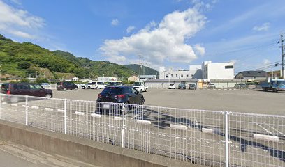 オークワ箕島店・専門店街 お客様駐車場