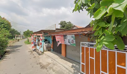 Warung Maknum