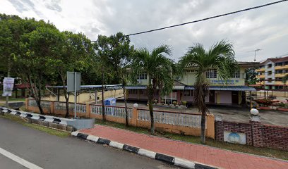 Gerai Buah-Buahan Pekan Ayer Molek, Melaka.