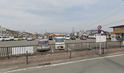 うきは市立図書館駐車場