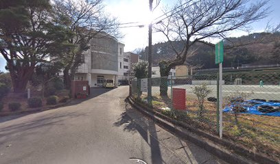 清川村立緑中学校