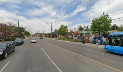 Yonge / Golf Links