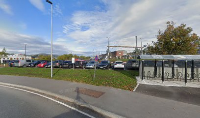 Park Nordic - Skien stasjon Parkering