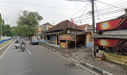 Sate Tegal Sop, Soto & Ayam Bakar 'Umi Aini'