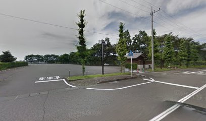松井田文化会館 駐車場