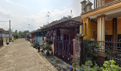 Dewi Sabuk Bonceng Motor Anak Malang