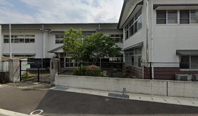 北川小学校
