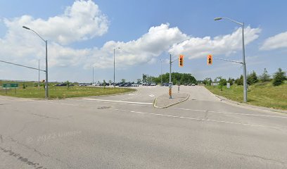 Highway 404 - Green Lane East Car Pool