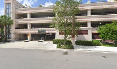 600 Clematis St Garage