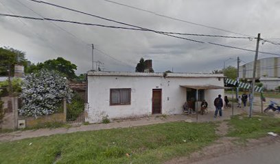 Granja, carnicería y kiosco 'QUIERO MI POLLO'