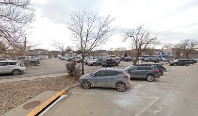 921 Kansas City St Parking