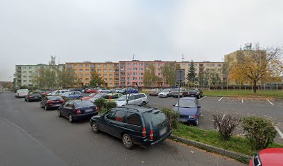 Parkoviště Šafaříkova