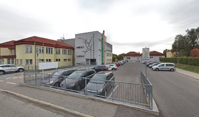 Parkplatz Volksschule Theresienfeld