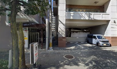 平尾ガラス店