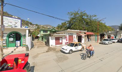 Refaccionaría "El Güero" - Tienda de repuestos para automóvil en Metztitlán, Hidalgo, México