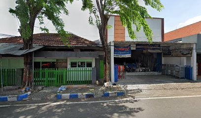 Toko Mebel Gunung Batu