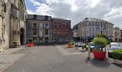 Vente aux enchères de la mairie de Montivilliers