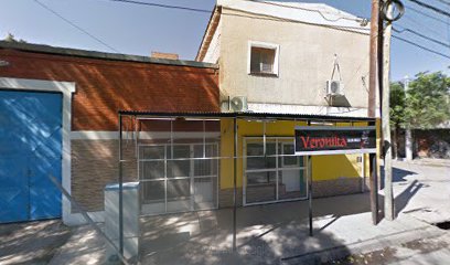 Veronika Salon Unisex