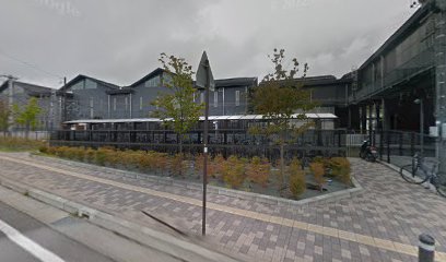 中軽井沢駅南口駐輪場