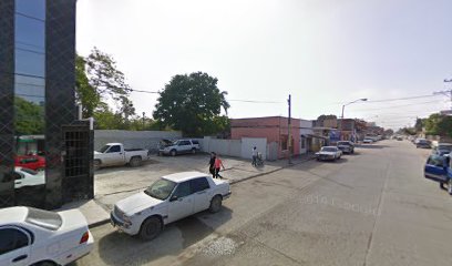 Estacionamiento Supertienda Monterrey