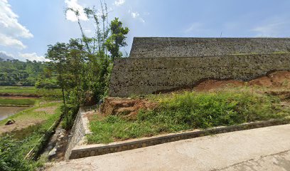 Kantor Karang Taruna Gunung Endut